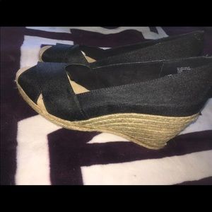 Size 10 woman wedges